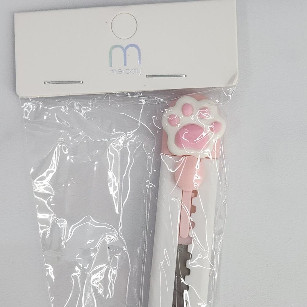 Pack of 3 Box Cutters with a Safety Slide - Pink Cat Paw Print Lid
